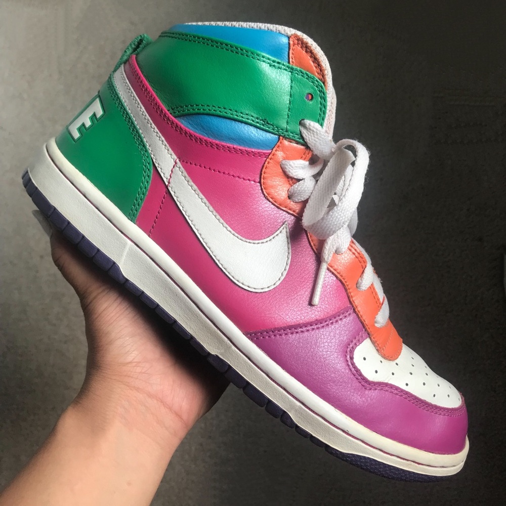NIKE Swoosh Multi Colored High Tops Womens 9.5
